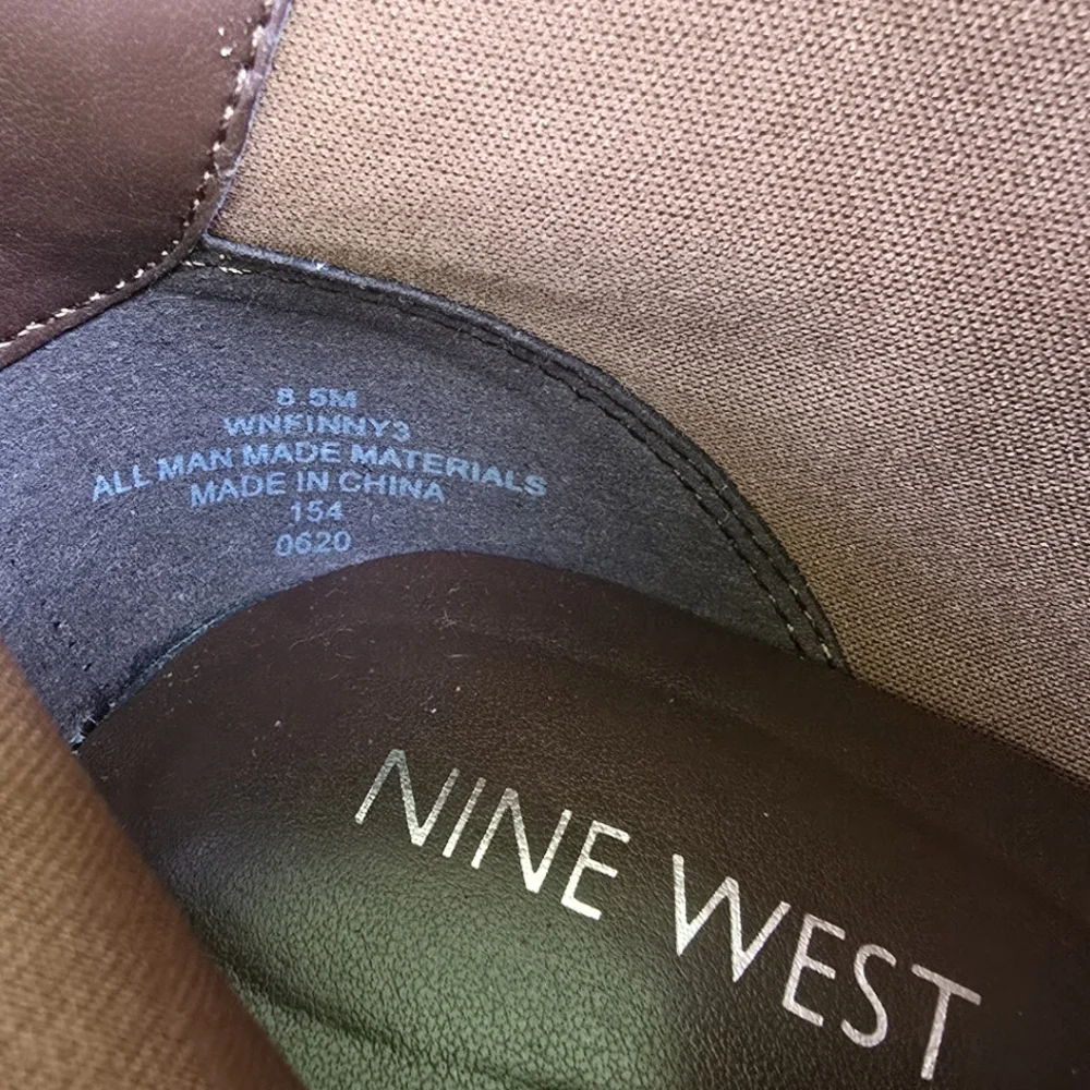 Nine West NEW Finny Y2K Office Siren Crocodile Pointy Toe Stiletto Bootie 8.5M